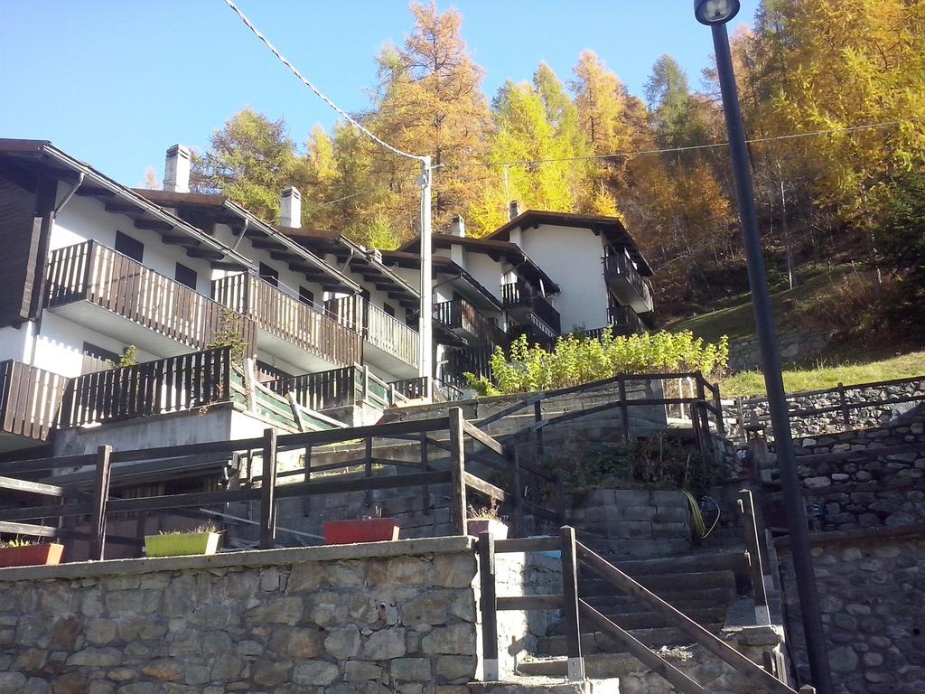 Petit Maison - Valtournenche Eksteriør billede